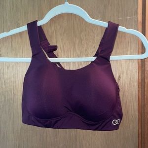 Calia by Carrie Underwood sports bra!